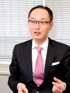 FP カン・チュンド氏