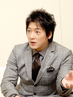 細川茂樹氏